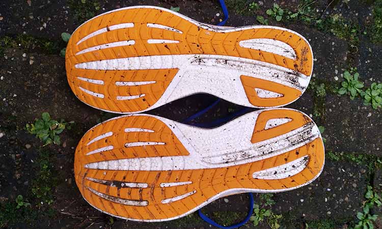 Saucony-Ride-18-Review-Image-1-Outsoles