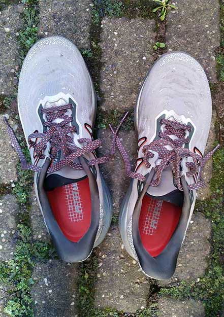 Karhu-Ikoni-Trail-WR-Review-Image-Upper