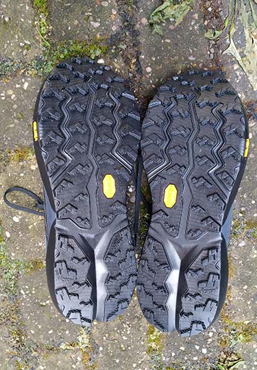 Brooks-Cascadia-20-GTX-Review-Image-2-Outsole