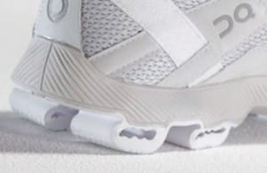 on-cloud-running-shoes-zoomed